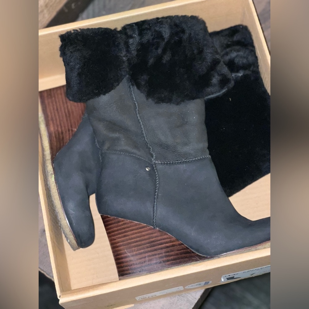 UGG Leather Shearling wedge boots